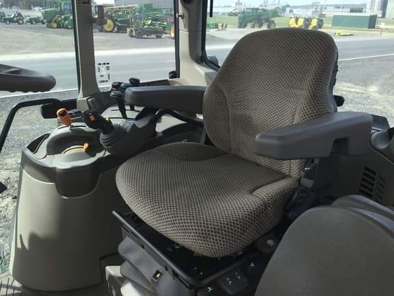 Image of John Deere 6140M equipment image 3
