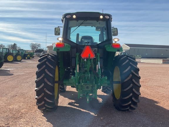 Image of John Deere 6140M equipment image 4
