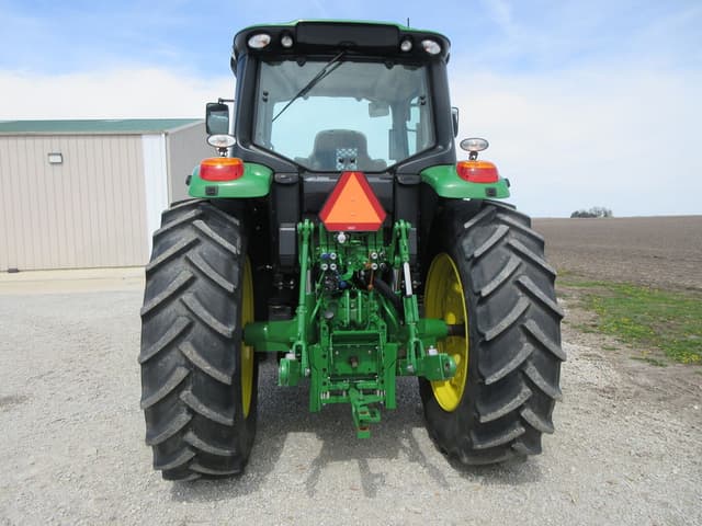 Image of John Deere 6145M equipment image 3