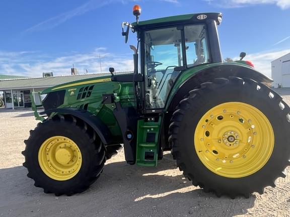 Image of John Deere 6155M equipment image 1