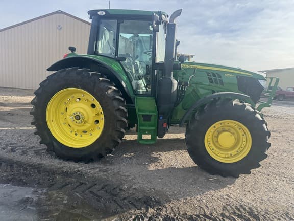 Image of John Deere 6155M equipment image 1