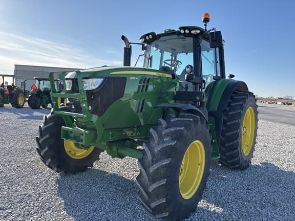 Image of John Deere 6155M equipment image 2
