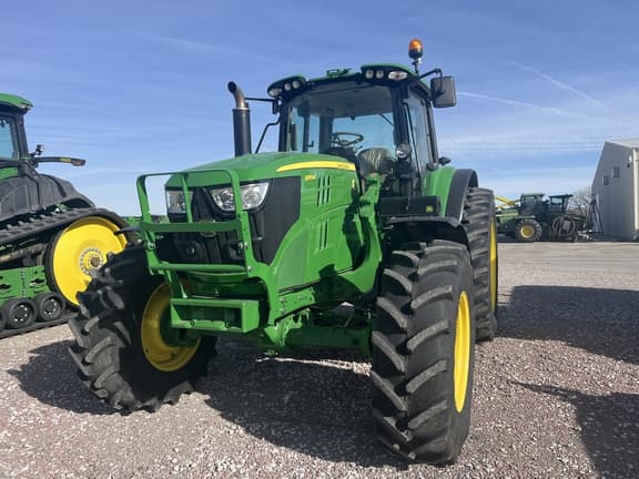 Image of John Deere 6155M equipment image 2