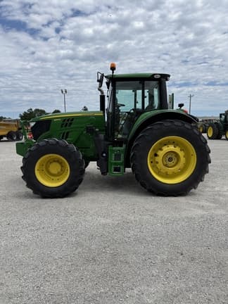 Image of John Deere 6155M equipment image 3