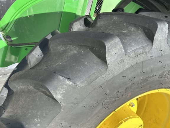 Image of John Deere 6155M equipment image 4