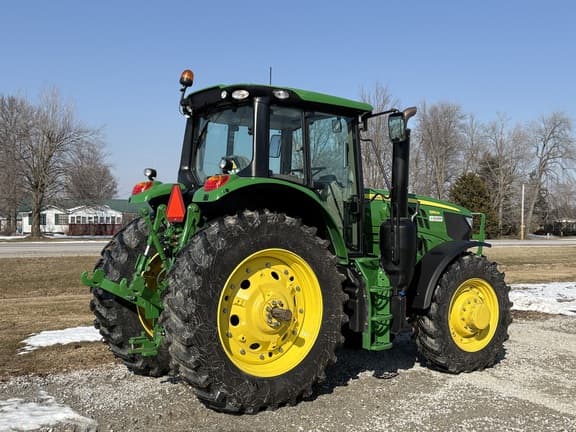 Image of John Deere 6155M equipment image 2