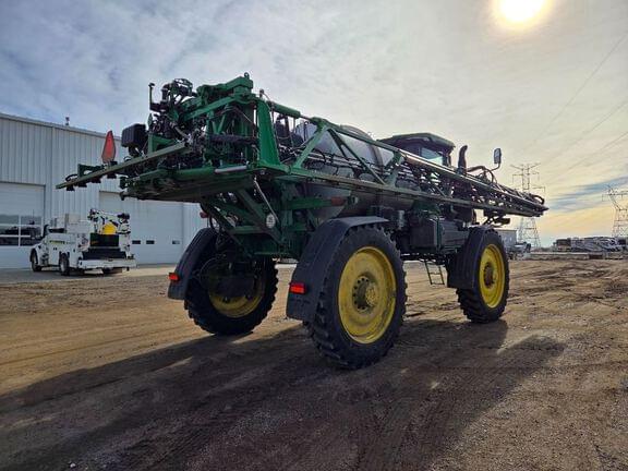 Image of John Deere 616R equipment image 4