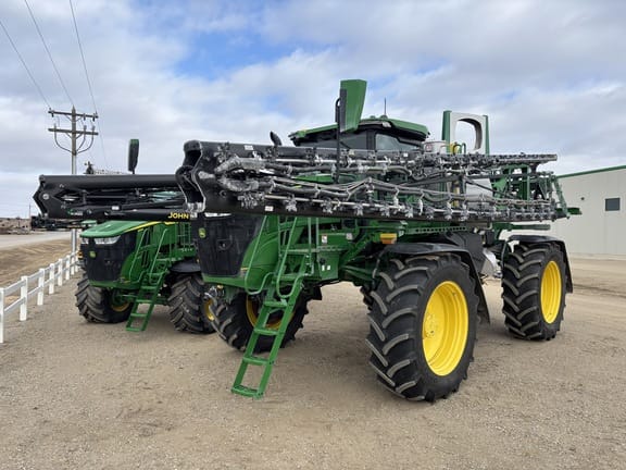 2025 John Deere 616R Equipment Image0