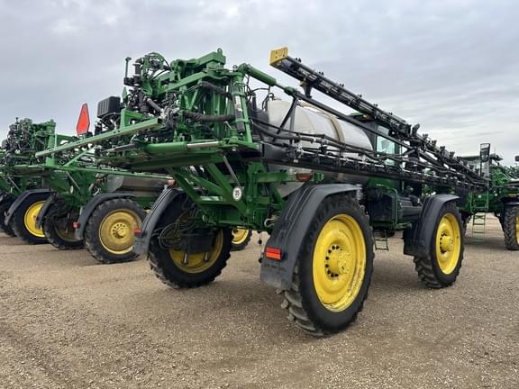 Image of John Deere 616R equipment image 4