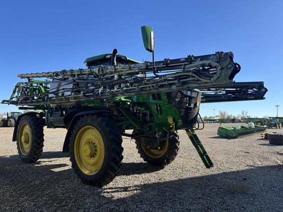 Image of John Deere 616R equipment image 2