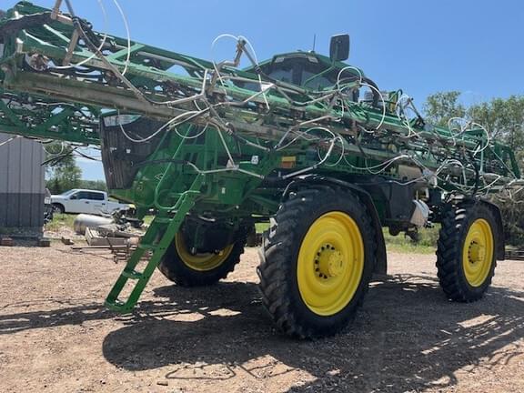 Image of John Deere 616R equipment image 3