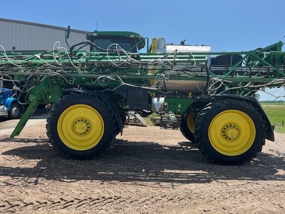 Image of John Deere 616R equipment image 4