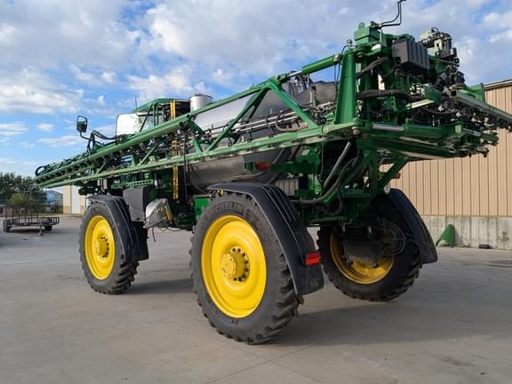 Image of John Deere 616R equipment image 1