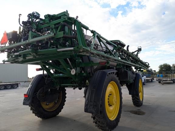 Image of John Deere 616R equipment image 2