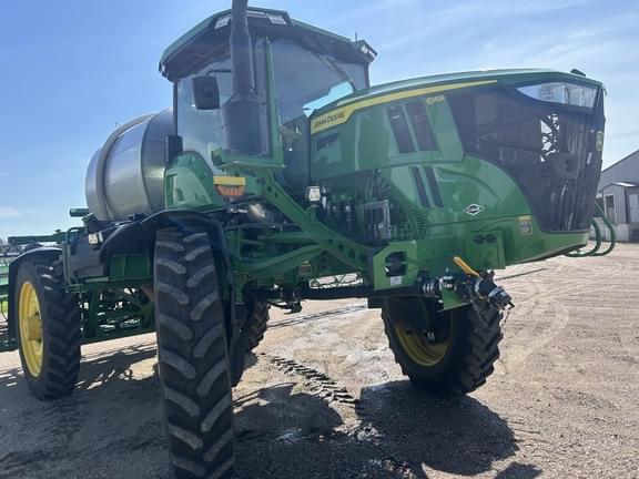 Image of John Deere 616R equipment image 1