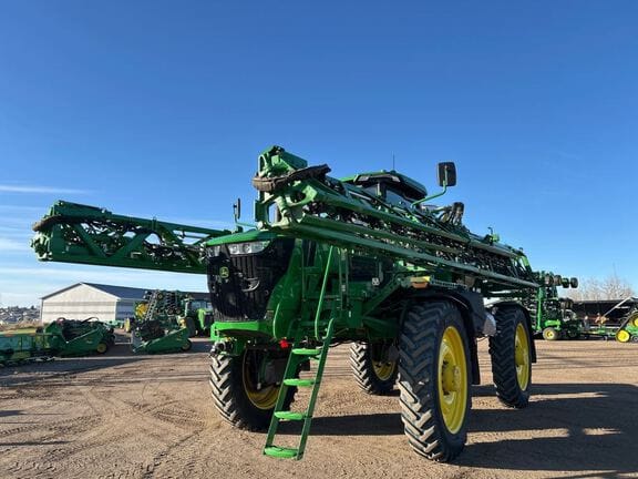 2025 John Deere 616R Equipment Image0