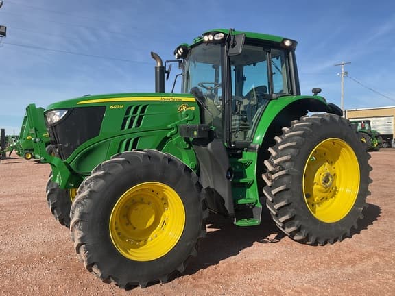 Image of John Deere 6175M equipment image 2