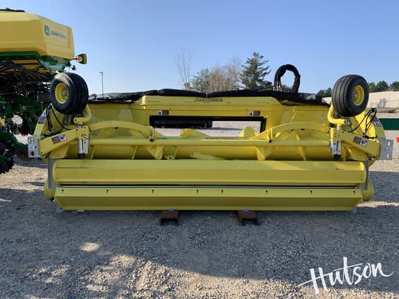 Image of John Deere 649 equipment image 2