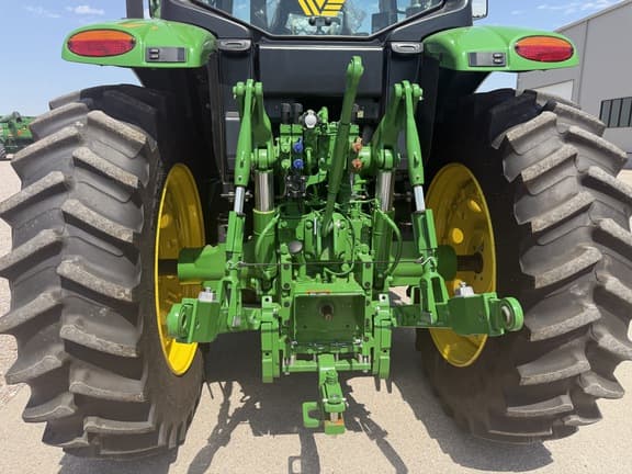 Image of John Deere 6M 145 equipment image 4