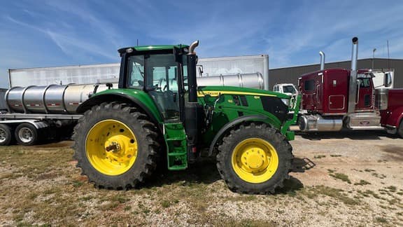 Image of John Deere 6M 155 equipment image 2