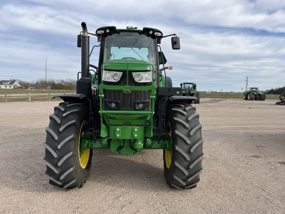 Image of John Deere 6M 180 equipment image 4