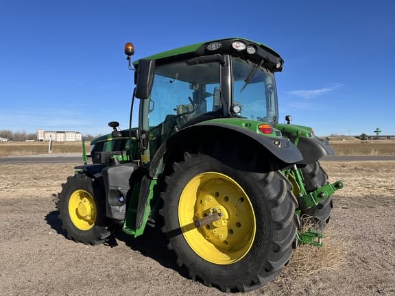 Image of John Deere 6R 130 equipment image 2