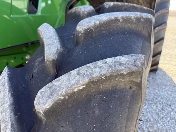 Image of John Deere 6R 130 equipment image 4