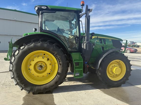 Image of John Deere 6R 155 equipment image 3