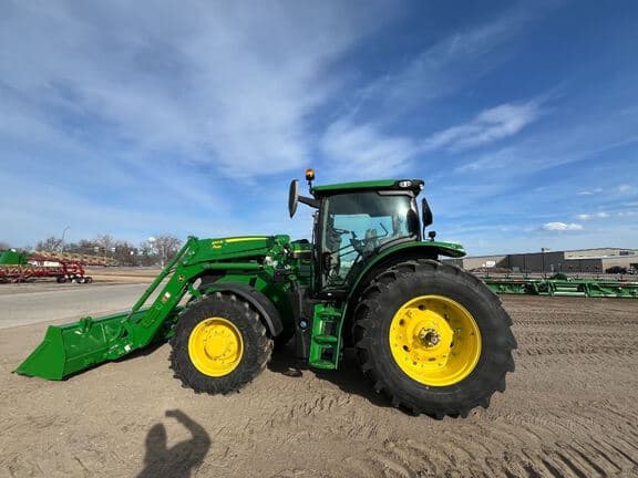 Image of John Deere 6R 155 equipment image 1