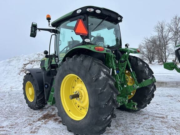 Image of John Deere 6R 155 equipment image 4