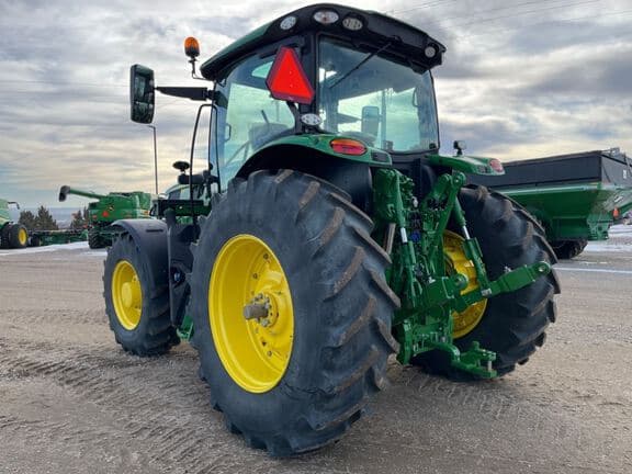 Image of John Deere 6R 155 equipment image 2