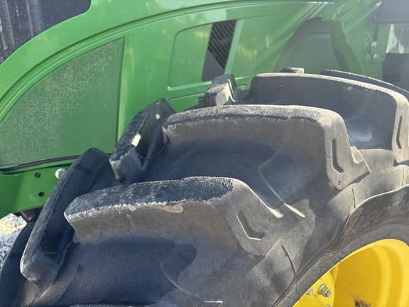 Image of John Deere 6R 155 equipment image 2