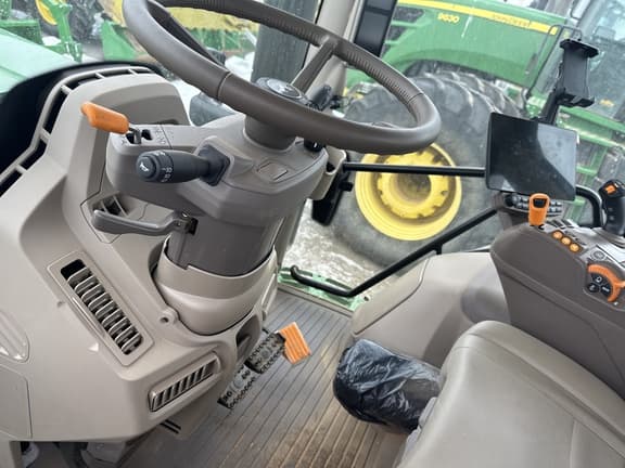 Image of John Deere 6R 155 equipment image 1