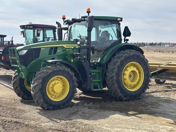 Image of John Deere 6R 155 equipment image 1