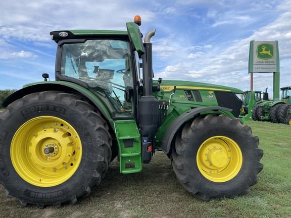 Image of John Deere 6R 165 equipment image 1