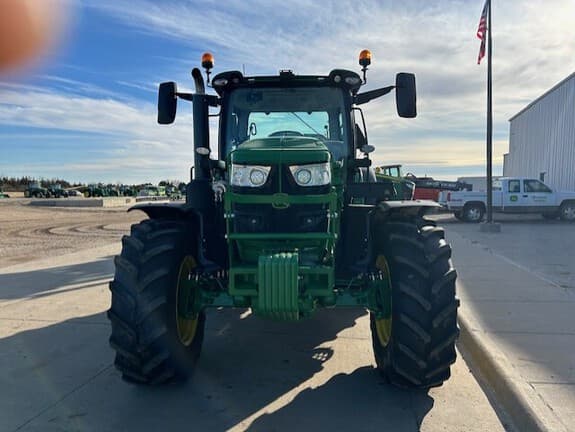 Image of John Deere 6R 165 equipment image 2