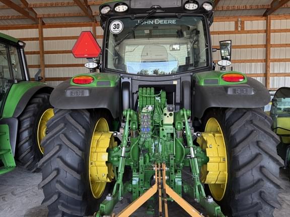 Image of John Deere 6R 165 equipment image 2