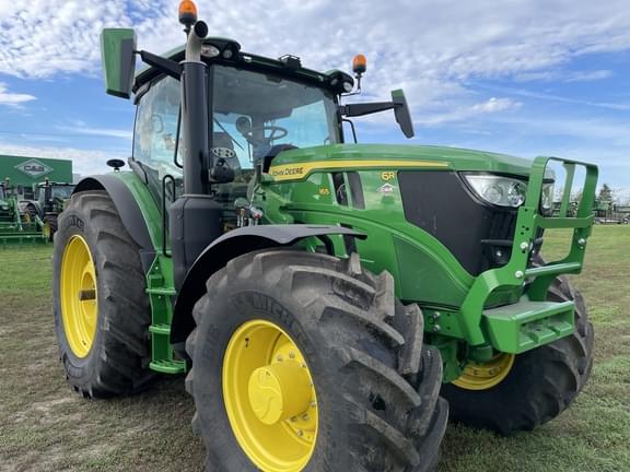 Image of John Deere 6R 165 equipment image 1