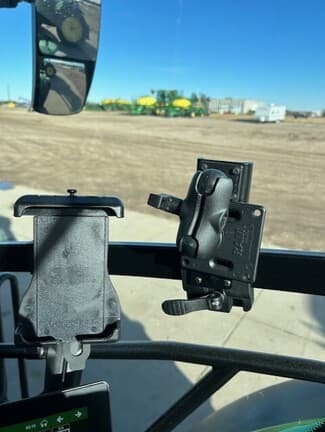 Image of John Deere 6R 165 equipment image 4