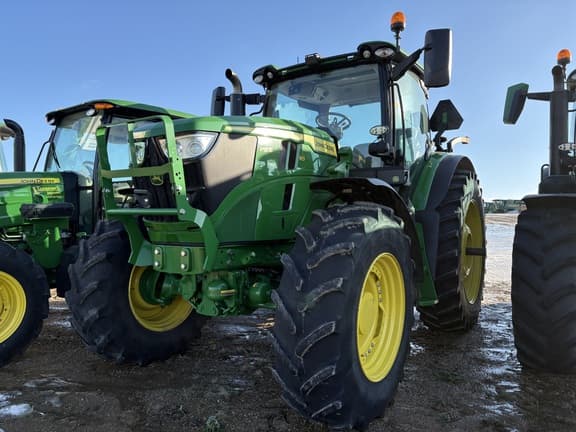 Image of John Deere 6R 165 equipment image 1