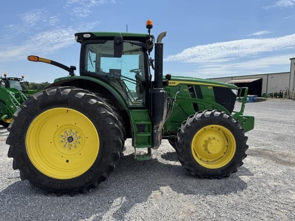 Image of John Deere 6R 175 equipment image 2