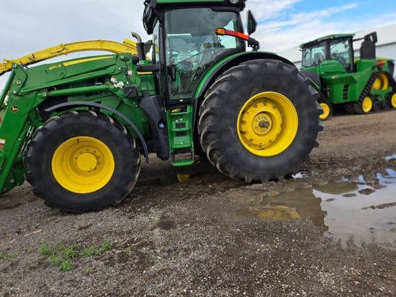 Image of John Deere 6R 195 equipment image 2