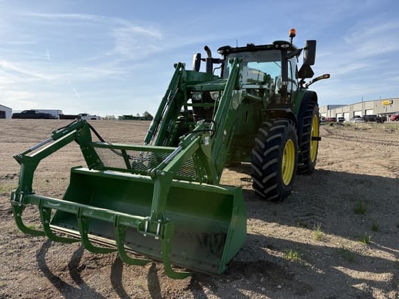 Image of John Deere 6R 195 equipment image 2