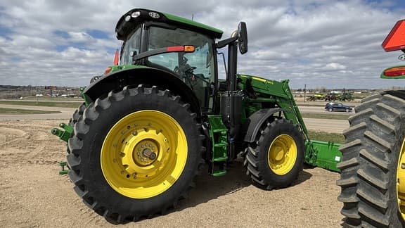 Image of John Deere 6R 195 equipment image 3