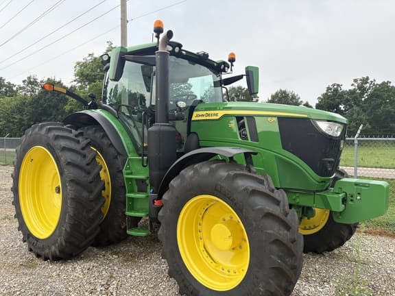 Image of John Deere 6R 215 Primary image