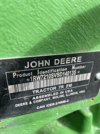 Image of John Deere 7R 210 equipment image 1