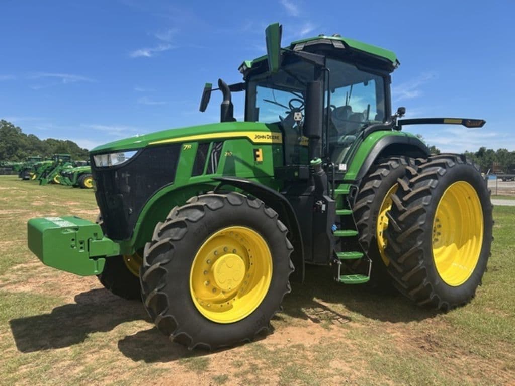 Image of John Deere 7R 210 Primary image