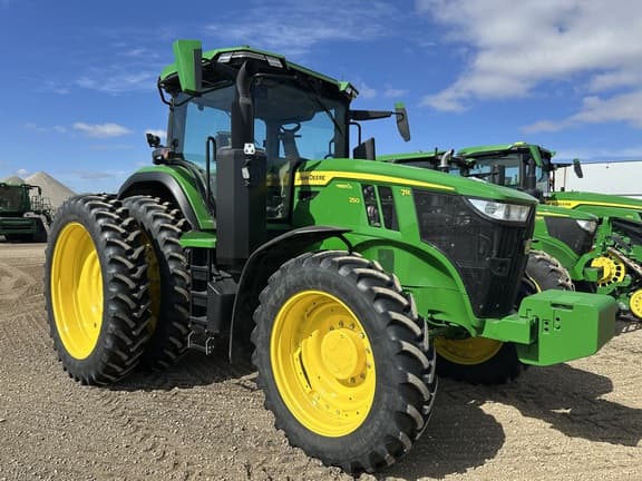 Image of John Deere 7R 250 equipment image 4
