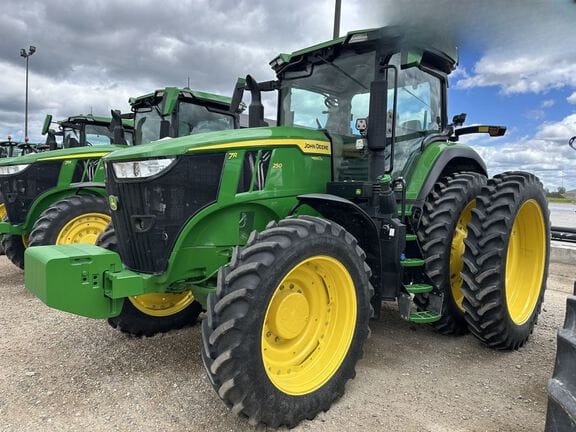 2025 John Deere 7R 250 Equipment Image0