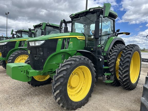 Image of John Deere 7R 250 equipment image 1